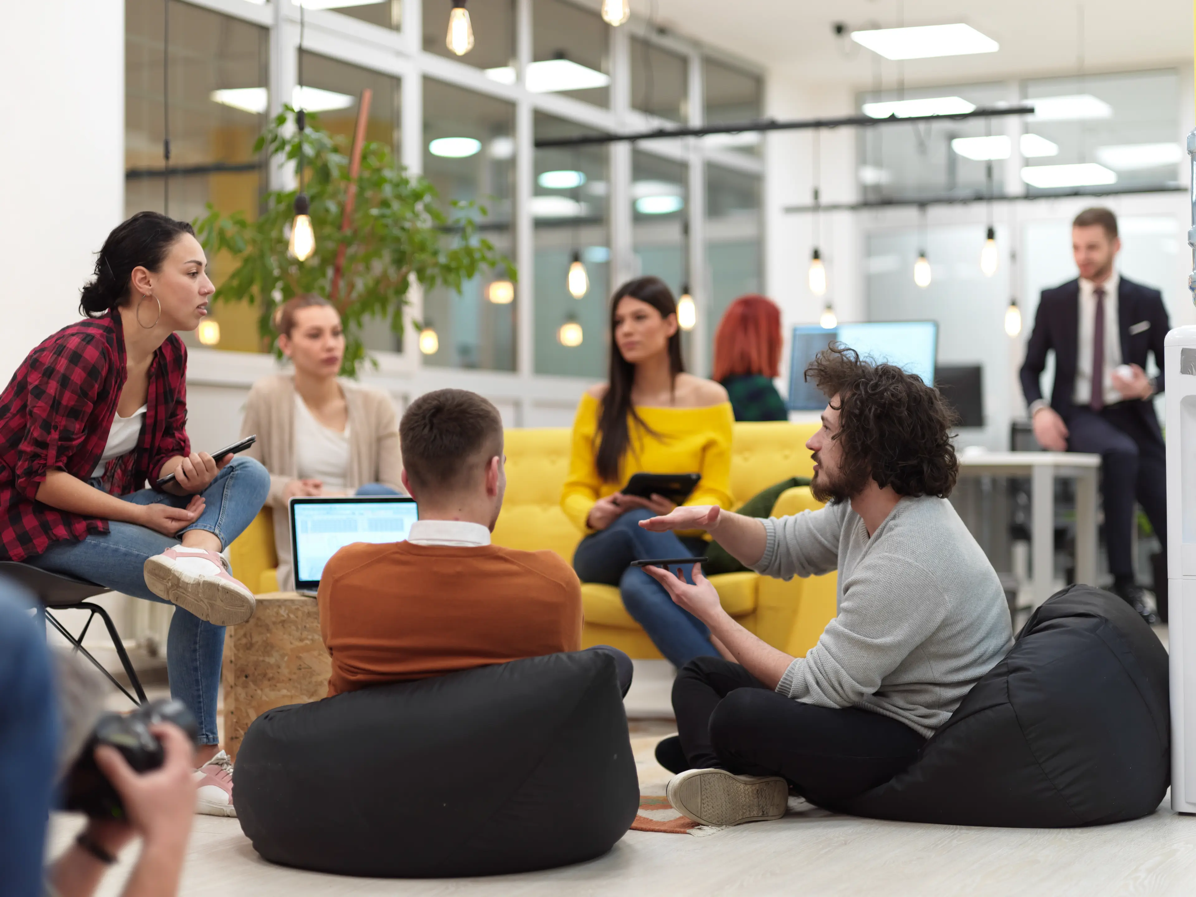 conversation iStock-1318360204.jpg